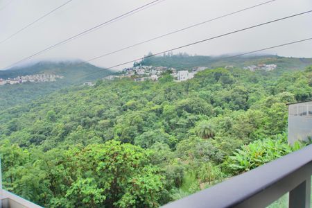 Apartamento à venda com 105m², 3 quartos e 2 vagas Apartamento à venda com 105m², 3 quartos e 2 vagasSala - Varanda Vista