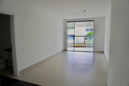 Apartamento à venda com 105m², 3 quartos e 2 vagas Apartamento à venda com 105m², 3 quartos e 2 vagasSala