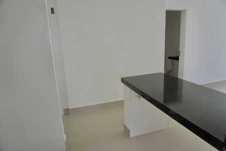 Apartamento à venda com 105m², 3 quartos e 2 vagas Apartamento à venda com 105m², 3 quartos e 2 vagasCozinha