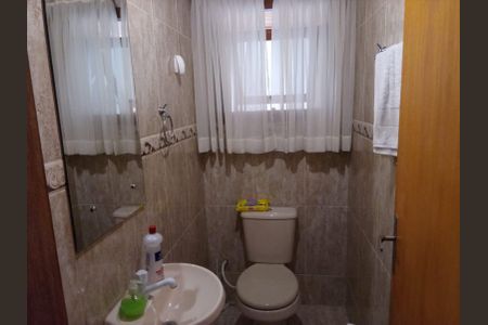 Casa à venda com 108m², 3 quartos e 1 vaga Casa à venda com 108m², 3 quartos e 1 vagaBanheiro