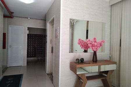 Apartamento à venda com 50m², 2 quartos e 1 vaga Apartamento à venda com 50m², 2 quartos e 1 vagaHall de entrada