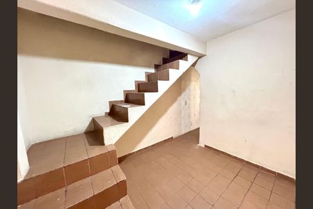 Sala de casa para alugar com 2 quartos, 60m² em Jardim Paraventi, Guarulhos