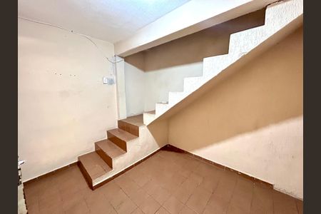 Sala de casa para alugar com 2 quartos, 60m² em Jardim Paraventi, Guarulhos