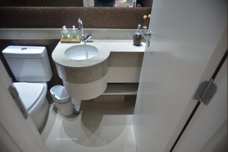 Apartamento para alugar com 139m², 4 quartos e 3 vagasLavabo