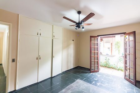 Casa à venda com 300m², 4 quartos e 4 vagasSuíte 