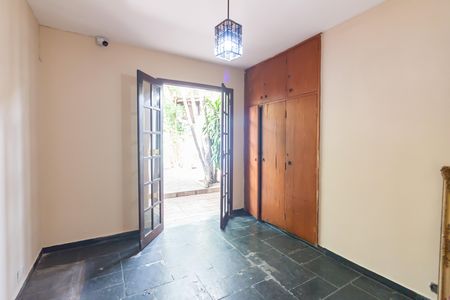 Casa à venda com 300m², 4 quartos e 4 vagasQuarto 2