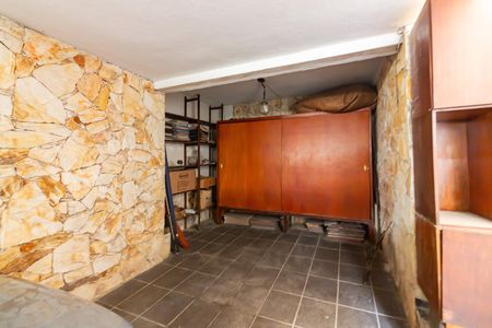 Casa à venda com 300m², 4 quartos e 4 vagasGaragem