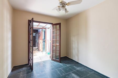 Casa à venda com 300m², 4 quartos e 4 vagasQuarto 4
