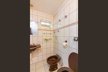 Casa à venda com 300m², 4 quartos e 4 vagasBanheiro da Suíte