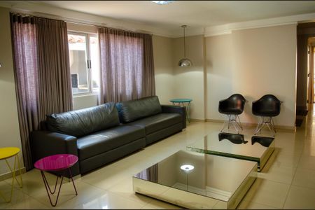 Studio para alugar com 28m², 1 quarto e 1 vaga