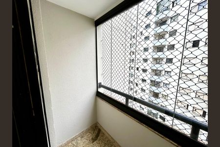 Sacada da Suíte  de apartamento para alugar com 2 quartos, 72m² em Vila Rosalia, Guarulhos