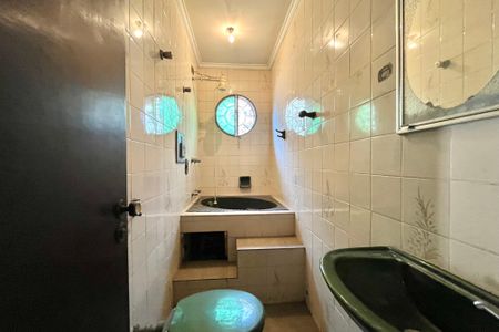 Casa à venda com 430m², 3 quartos e 2 vagasBanheiro Corredor