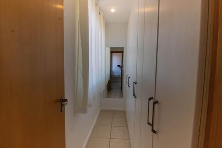 Closet da suíte de apartamento à venda com 1 quarto, 53m² em Santa Rosa, Niterói