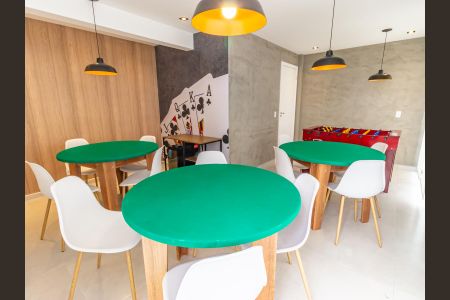Apartamento para alugar com 44m², 2 quartos e 1 vaga Apartamento para alugar com 44m², 2 quartos e 1 vagaÁrea comum - Salão de jogos