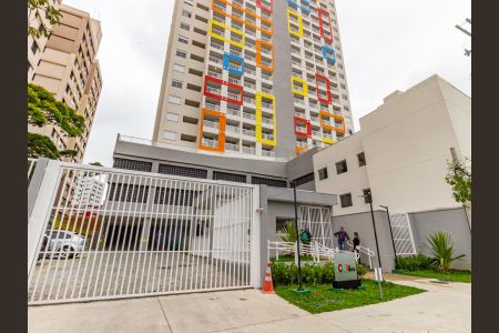 Apartamento para alugar com 44m², 2 quartos e 1 vaga Apartamento para alugar com 44m², 2 quartos e 1 vagaFachada