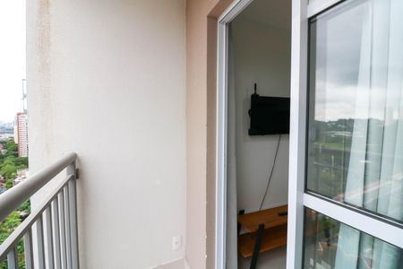 Varanda de kitnet/studio para alugar com 1 quarto, 35m² em Jardim Caravelas, São Paulo