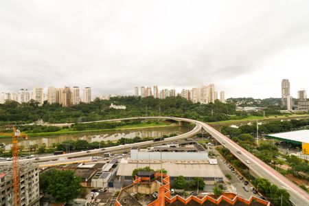 Varanda de kitnet/studio para alugar com 1 quarto, 35m² em Jardim Caravelas, São Paulo