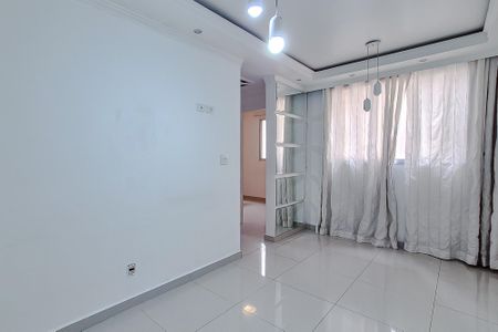 Apartamento à venda com 44m², 2 quartos e sem vaga Apartamento à venda com 44m², 2 quartos e sem vagaSala