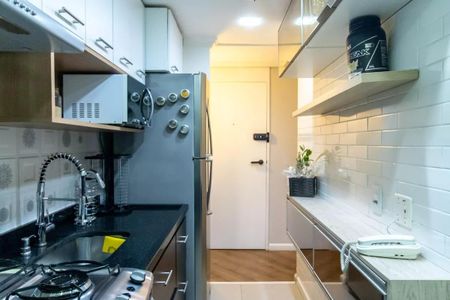 Apartamento à venda com 54m², 2 quartos e 1 vagaCozinha