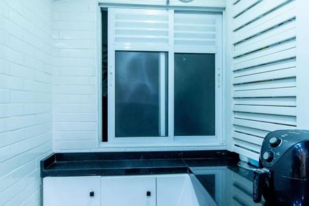 Apartamento à venda com 54m², 2 quartos e 1 vagaCozinha