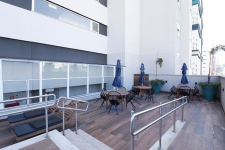 Apartamento para alugar com 48m², 0 quarto e 1 vagaPiscina