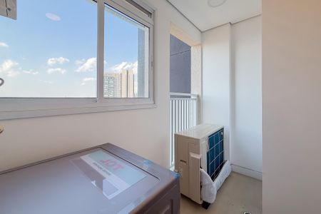Apartamento à venda com 81m², 2 quartos e 2 vagasÁrea de Serviço