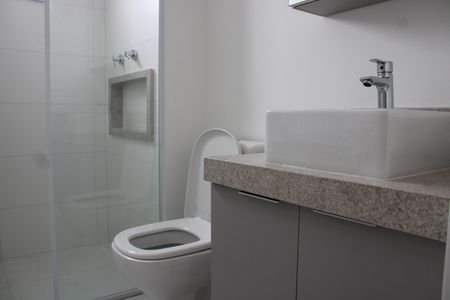 Apartamento à venda com 81m², 2 quartos e 1 vagaBanheiro da Suíte 2