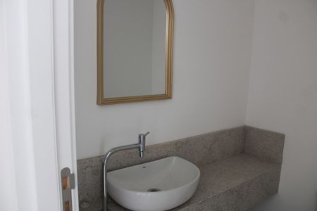 Apartamento à venda com 81m², 2 quartos e 1 vagaLavabo