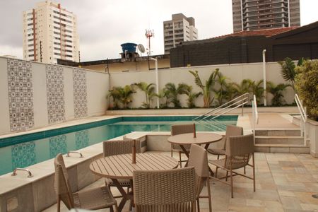 Apartamento à venda com 81m², 2 quartos e 1 vagaÁrea comum - Piscina