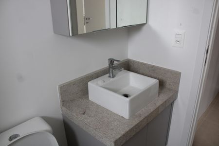 Apartamento à venda com 81m², 2 quartos e 1 vagaBanheiro da Suíte 2