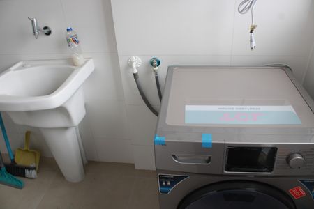 Apartamento à venda com 81m², 2 quartos e 1 vagaÁrea de Serviço