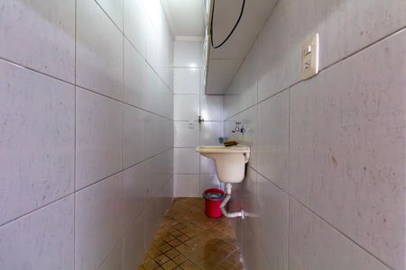 Casa para alugar com 100m², 2 quartos e sem vagaÁrea de Serviço