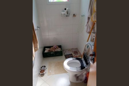 WC de casa à venda com 3 quartos, 75m² em Vila Yolanda, Osasco