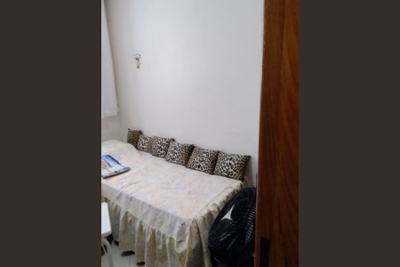 DORMITORIO de casa à venda com 3 quartos, 75m² em Vila Yolanda, Osasco