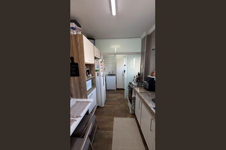 Apartamento à venda com 75m², 2 quartos e 2 vagasCozinha