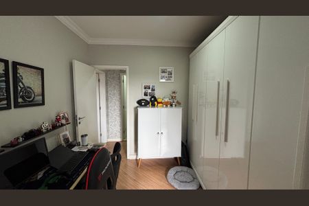 Apartamento à venda com 75m², 2 quartos e 2 vagasQuarto