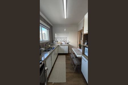 Apartamento à venda com 75m², 2 quartos e 2 vagasCozinha