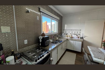 Apartamento à venda com 75m², 2 quartos e 2 vagasCozinha