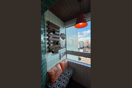 Apartamento à venda com 75m², 2 quartos e 2 vagasVaranda Sala