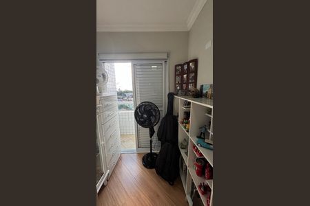 Apartamento à venda com 75m², 2 quartos e 2 vagasQuarto