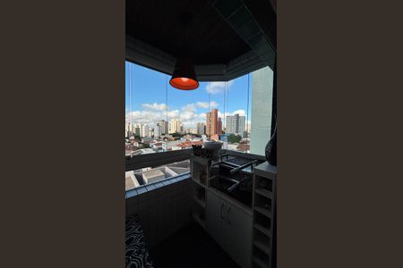 Apartamento à venda com 75m², 2 quartos e 2 vagasVaranda Sala