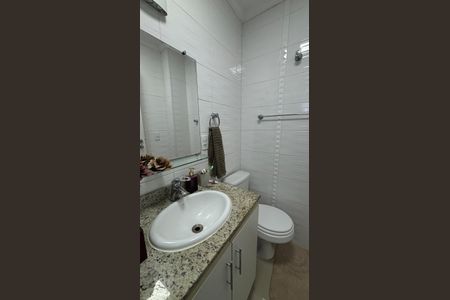 Apartamento à venda com 75m², 2 quartos e 2 vagasBanheiro