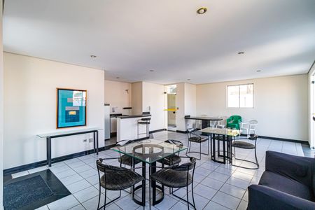 Apartamento à venda com 54m², 2 quartos e 1 vaga Apartamento à venda com 54m², 2 quartos e 1 vagaÁrea comum - Salão de festas