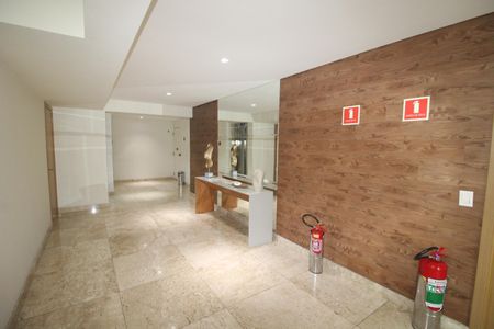 Apartamento para alugar com 67m², 2 quartos e 1 vagaHall Social