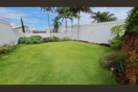 Casa para alugar com 780m², 4 quartos e 4 vagasQuintal