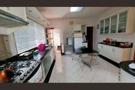 Cozinha de casa para alugar com 4 quartos, 780m² em Morada da Colina, Uberlândia