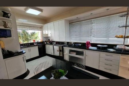 Cozinha de casa para alugar com 4 quartos, 780m² em Morada da Colina, Uberlândia