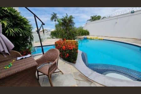 Casa para alugar com 780m², 4 quartos e 4 vagasPiscina