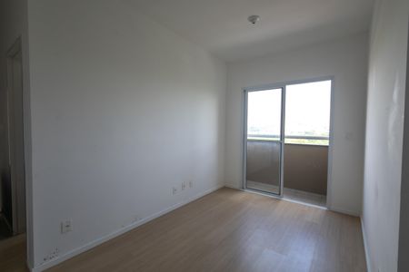 Sala de apartamento para alugar com 2 quartos, 43m² em Jardim Jacinto, Jacareí