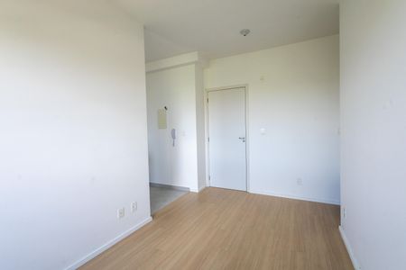 Sala de apartamento para alugar com 2 quartos, 43m² em Jardim Jacinto, Jacareí